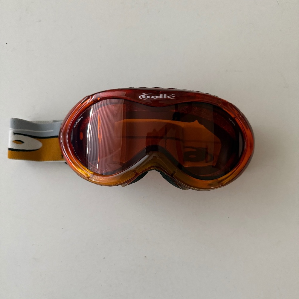 BOLLE SKI GOGGLES.